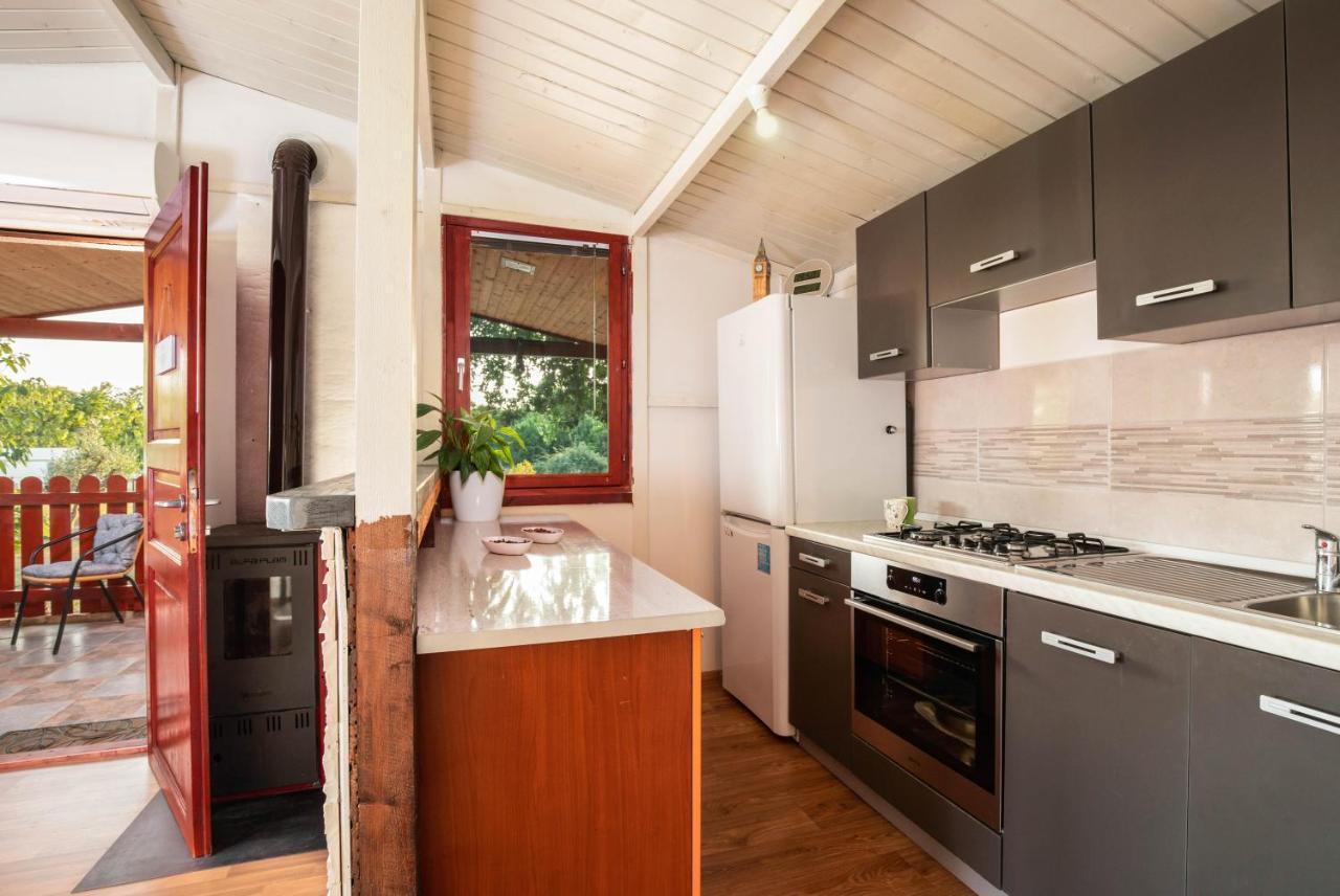 Funny House Villa Pula Exterior photo